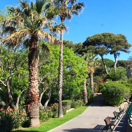 Appartement équipé, Plein Centre *